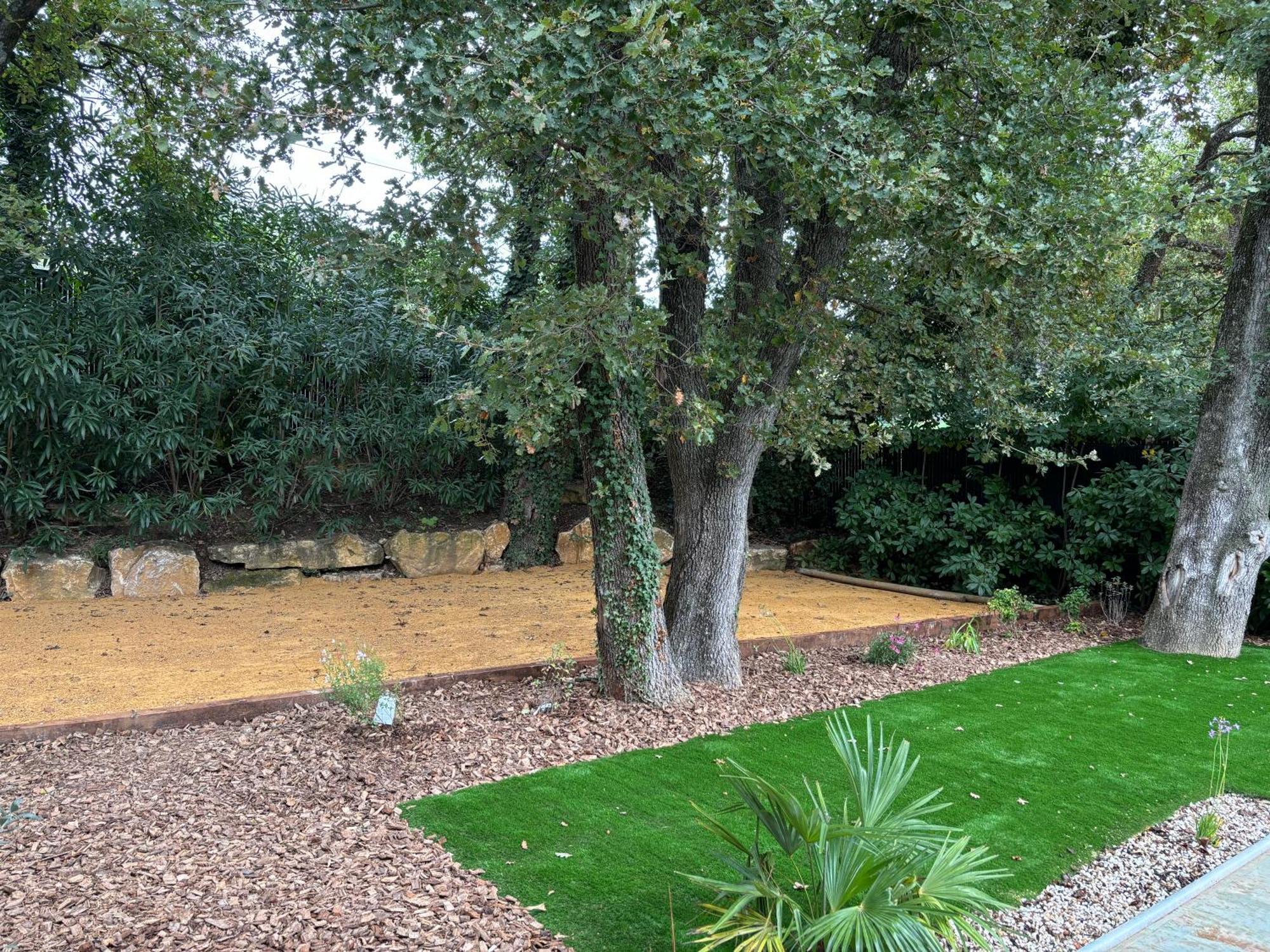 Les Jardins Du Castelas - Piscines, Jardins Et Spas Privatifs 尤尚 外观 照片