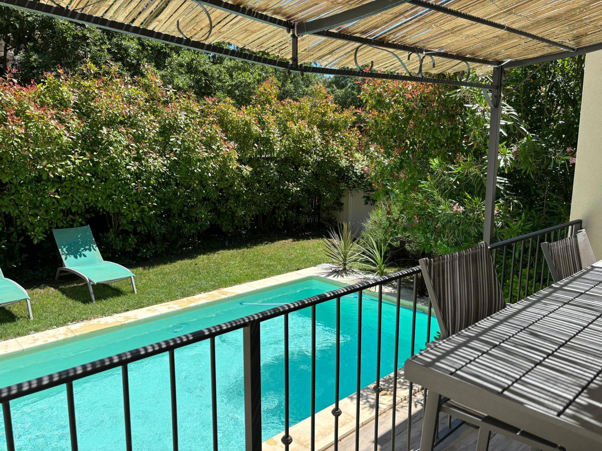 Les Jardins Du Castelas - Piscines, Jardins Et Spas Privatifs 尤尚 外观 照片