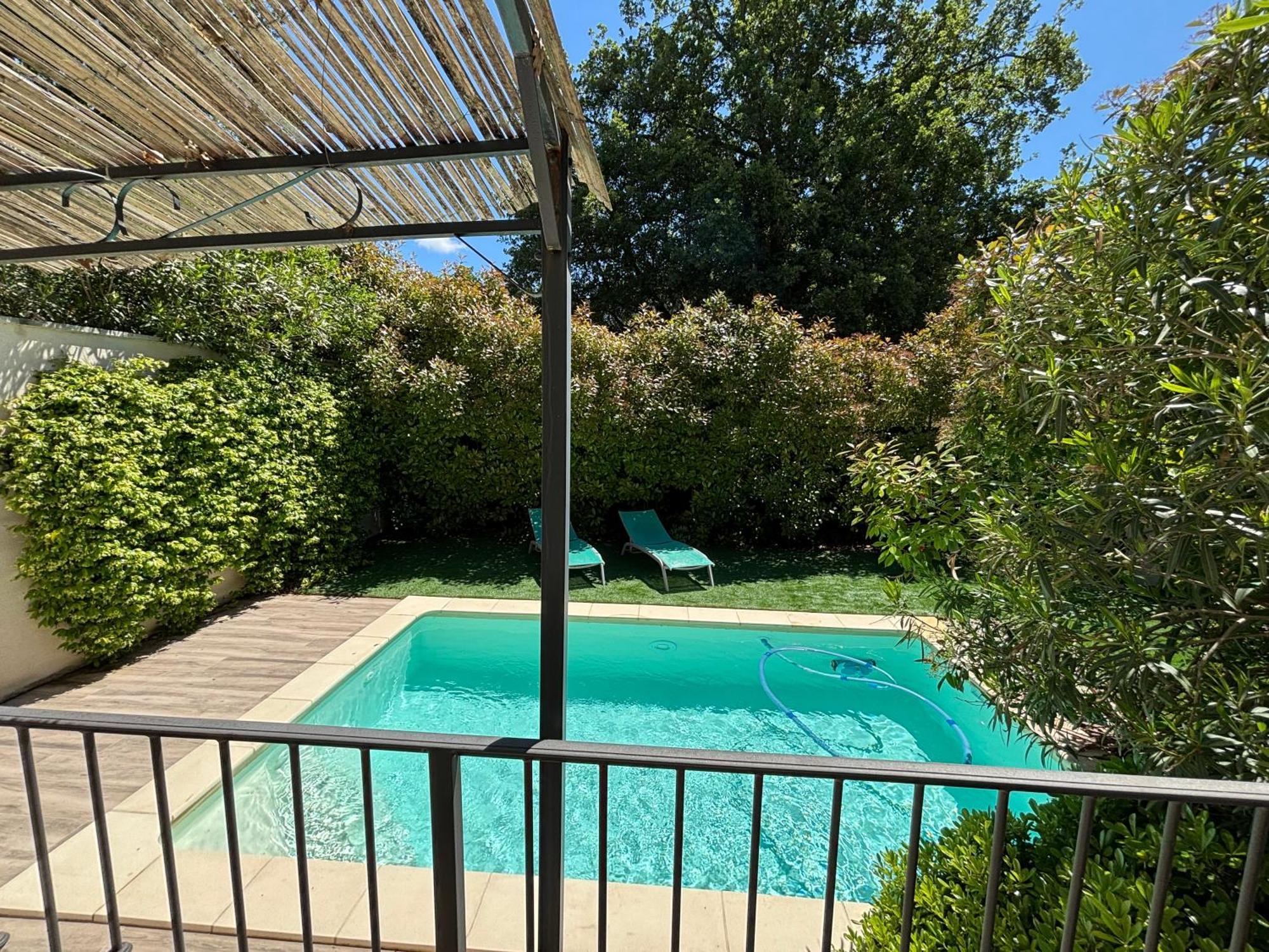 Les Jardins Du Castelas - Piscines, Jardins Et Spas Privatifs 尤尚 外观 照片